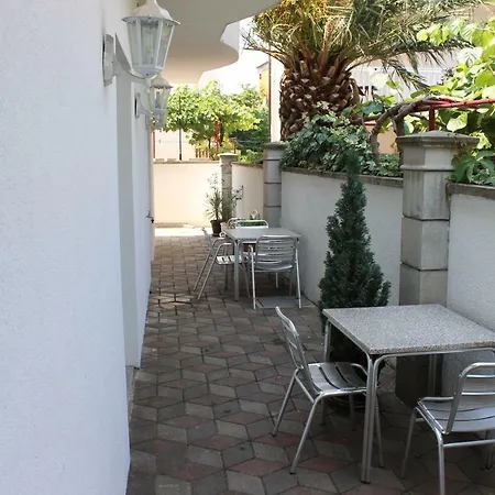 Apartment Pansion Ana *