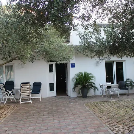 Pansion Ana Apartment Podaca